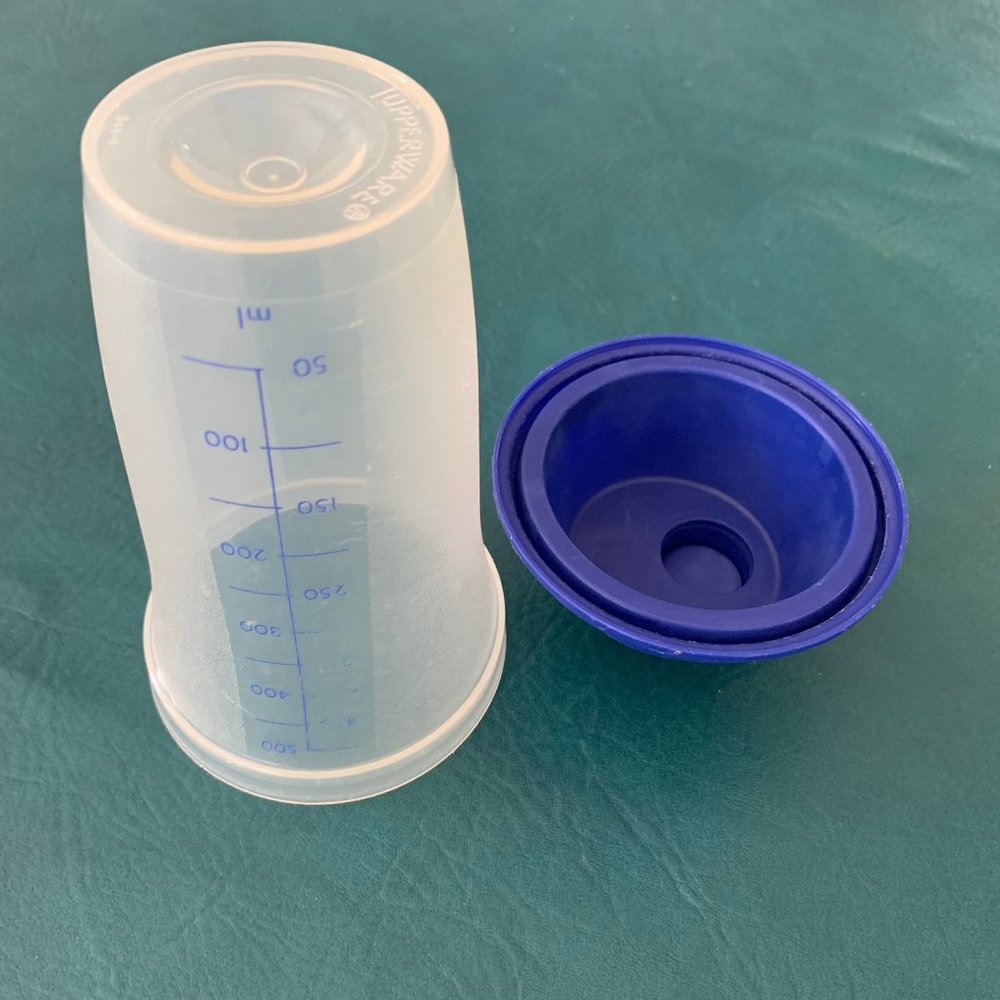 Tupperware Quick Shake Shaker 500ml #844-4 - Picture 2 of 4